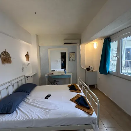 Avra Boutique Benitses (Corfu)