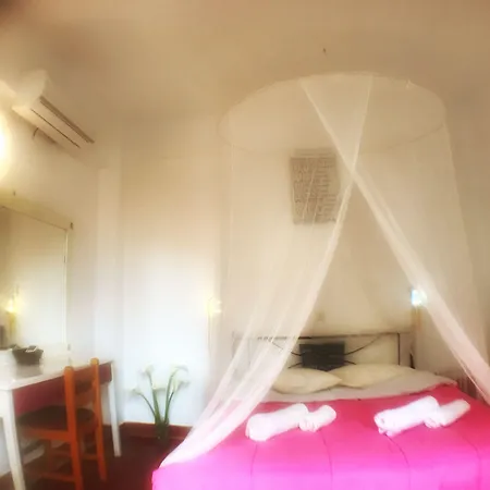 Avra Boutique Benitses (Corfu)