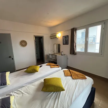 Avra Boutique Benitses (Corfu)